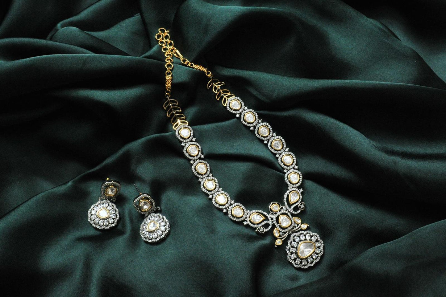 SHAZRAY Polki Necklace Set