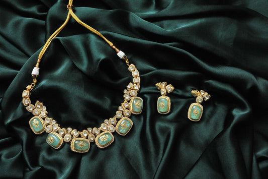 Kundan Choker Necklace Set