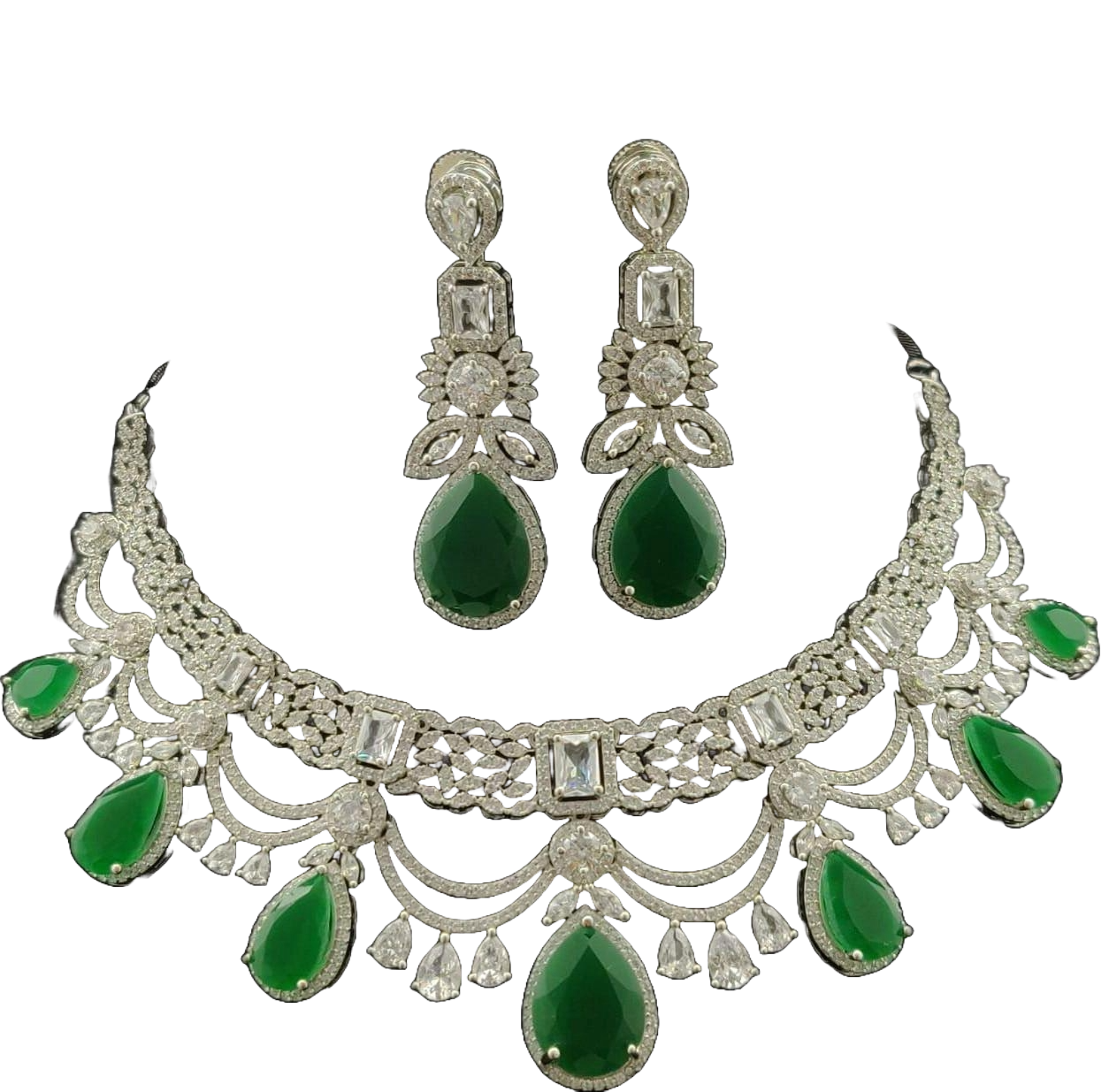 Gold-Tone Necklace with Emerald Gemstones